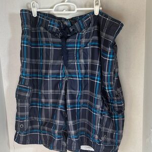 Op blue plaid swim trunks cargo pockets size large 36/38